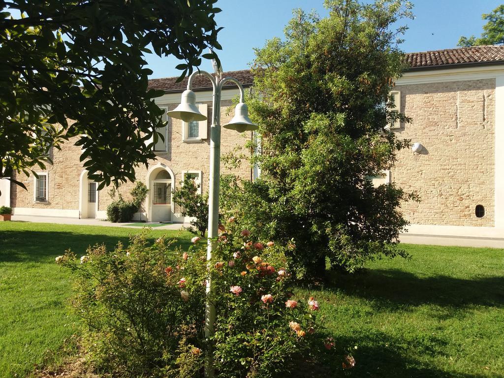 Relais Villa Roncuzzi Russi Exterior foto